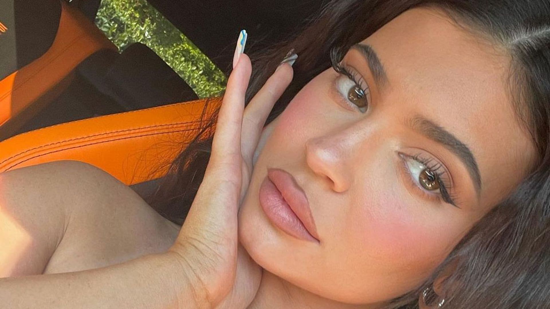 "Tenemos que volver a la vida sin filtros": Kylie Jenner busca su lado más natural