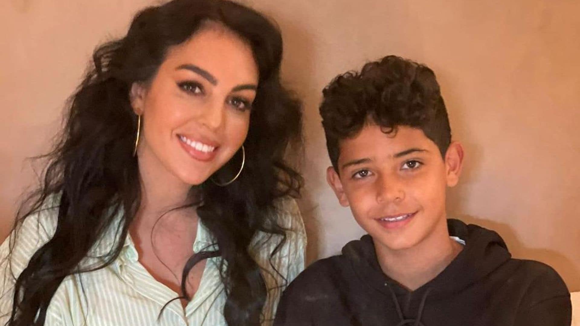 Georgina Rodríguez se muestra como la mamá más orgullosa, tras la victoria de Cristiano Jr.