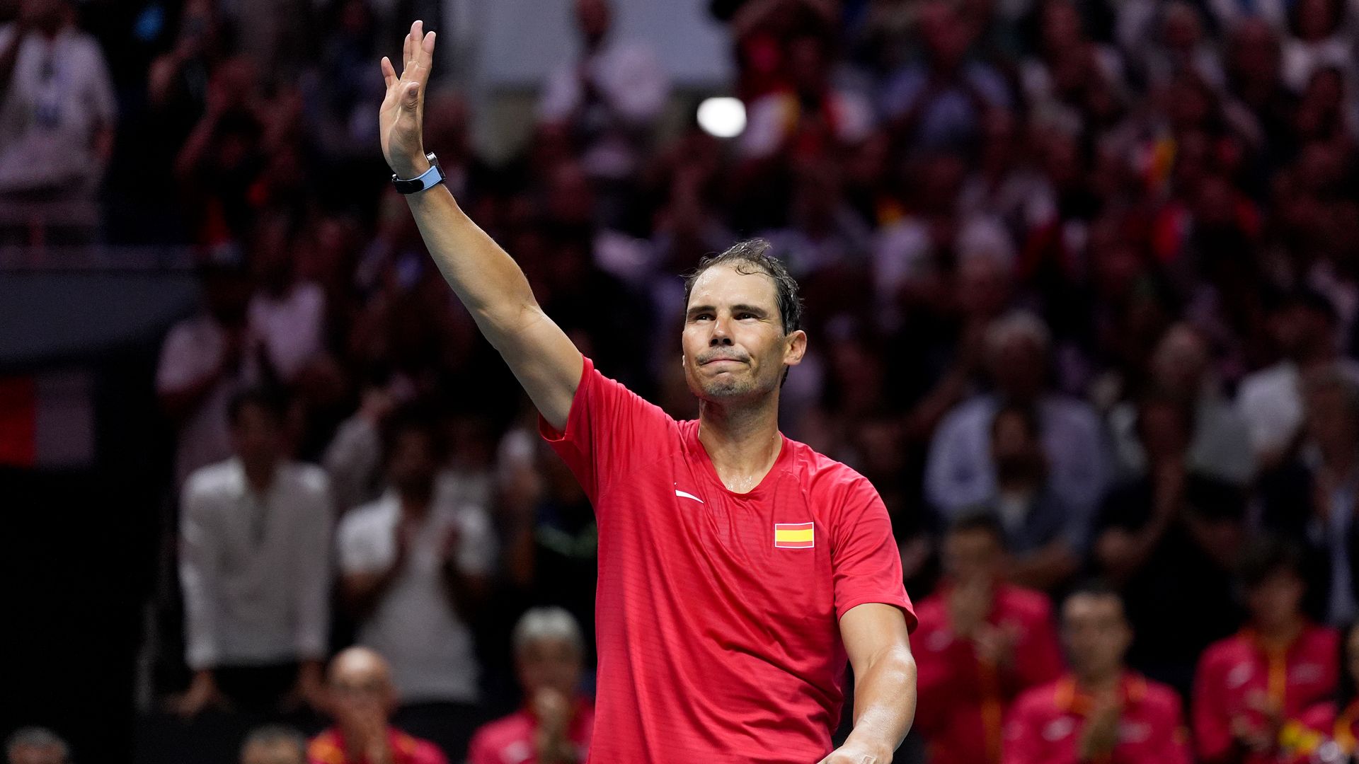 Apoyado por su familia, Rafa Nadal se despide de su carrera en el tenis