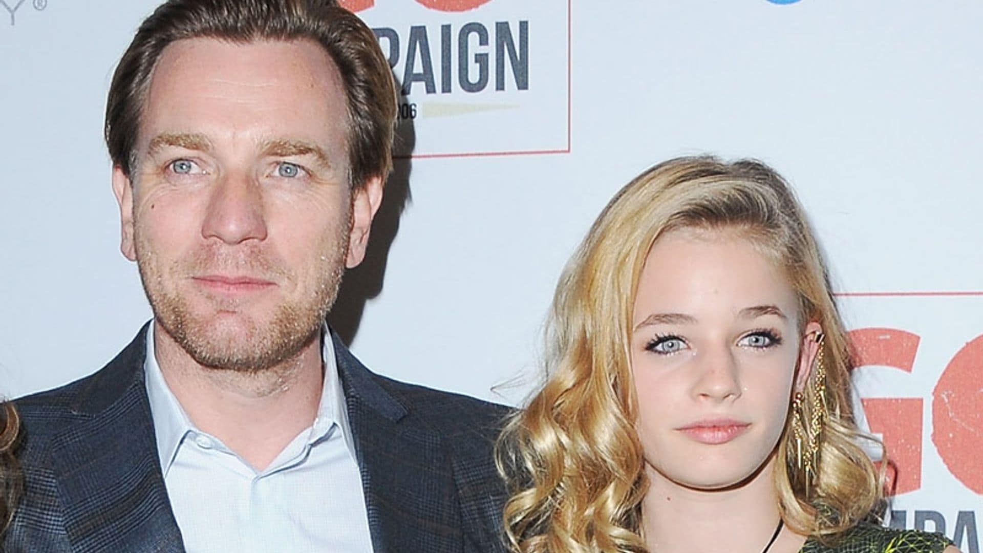 La hija de 16 años de Ewan McGregor escribe una canción ¿con un claro mensaje a su padre?