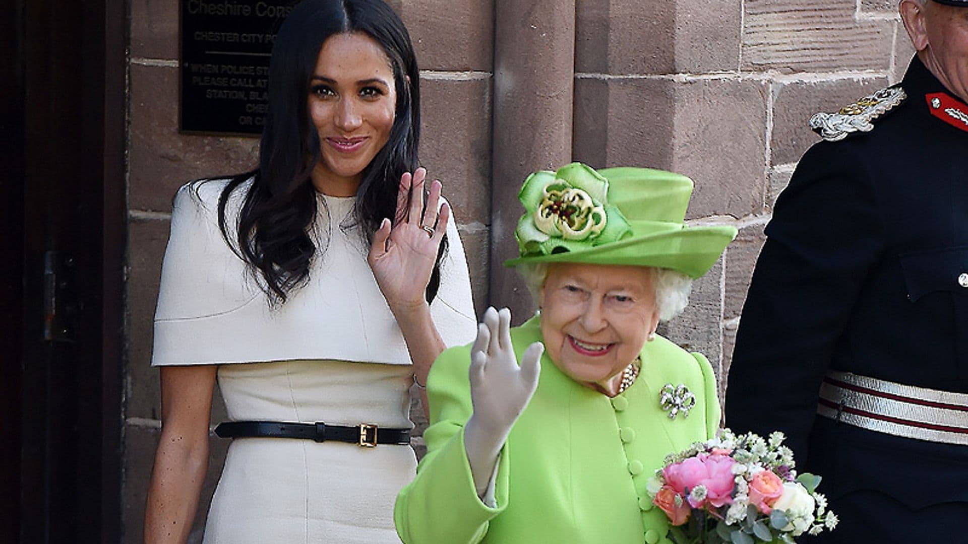 Meghan Markle e Isabel II, las reinas de los niños