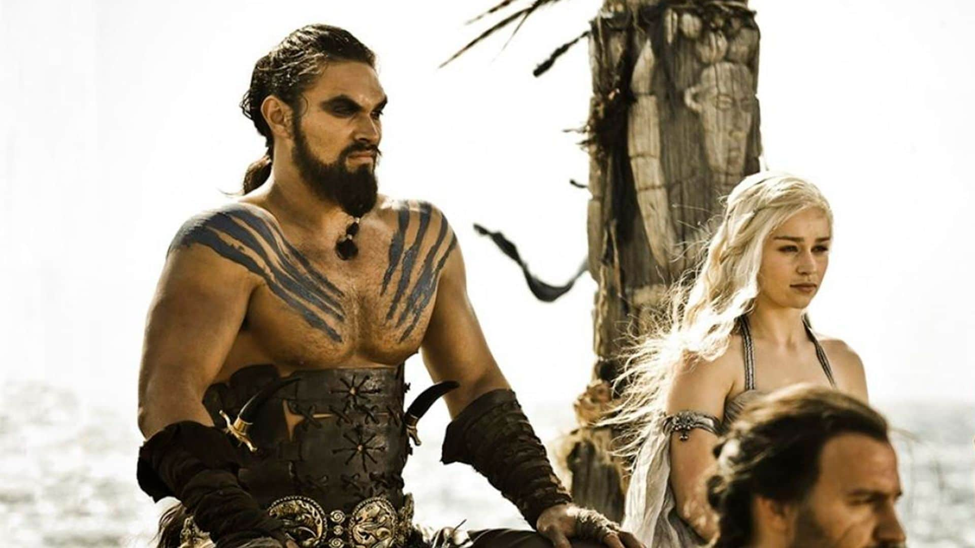 La divertida y emotiva felicitación de Emilia Clarke a Jason Momoa, Khal Drogo en 'Juego de Tronos'