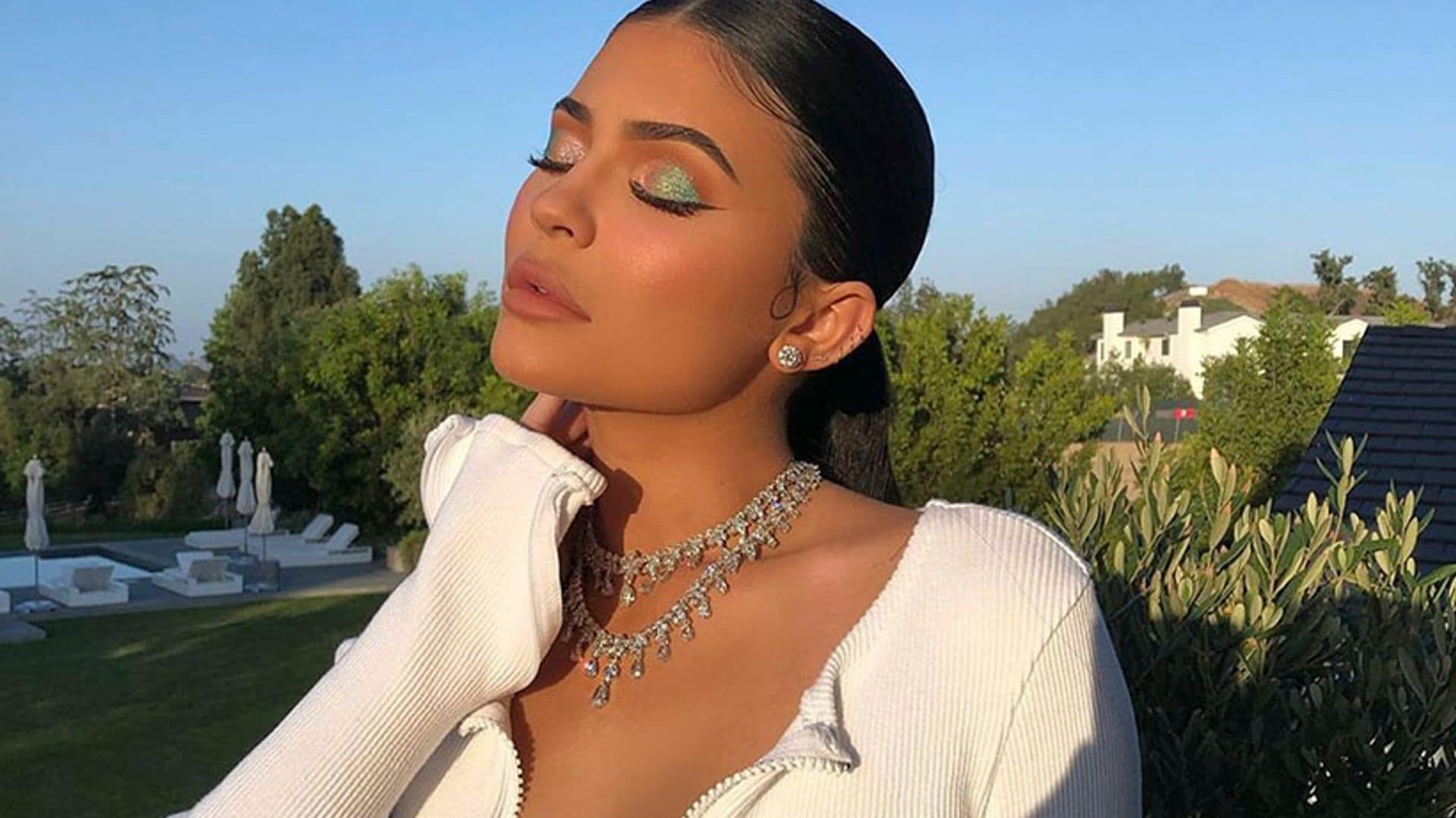 Kylie Jenner confiesa lo que esconde cada una de sus fotos perfectas