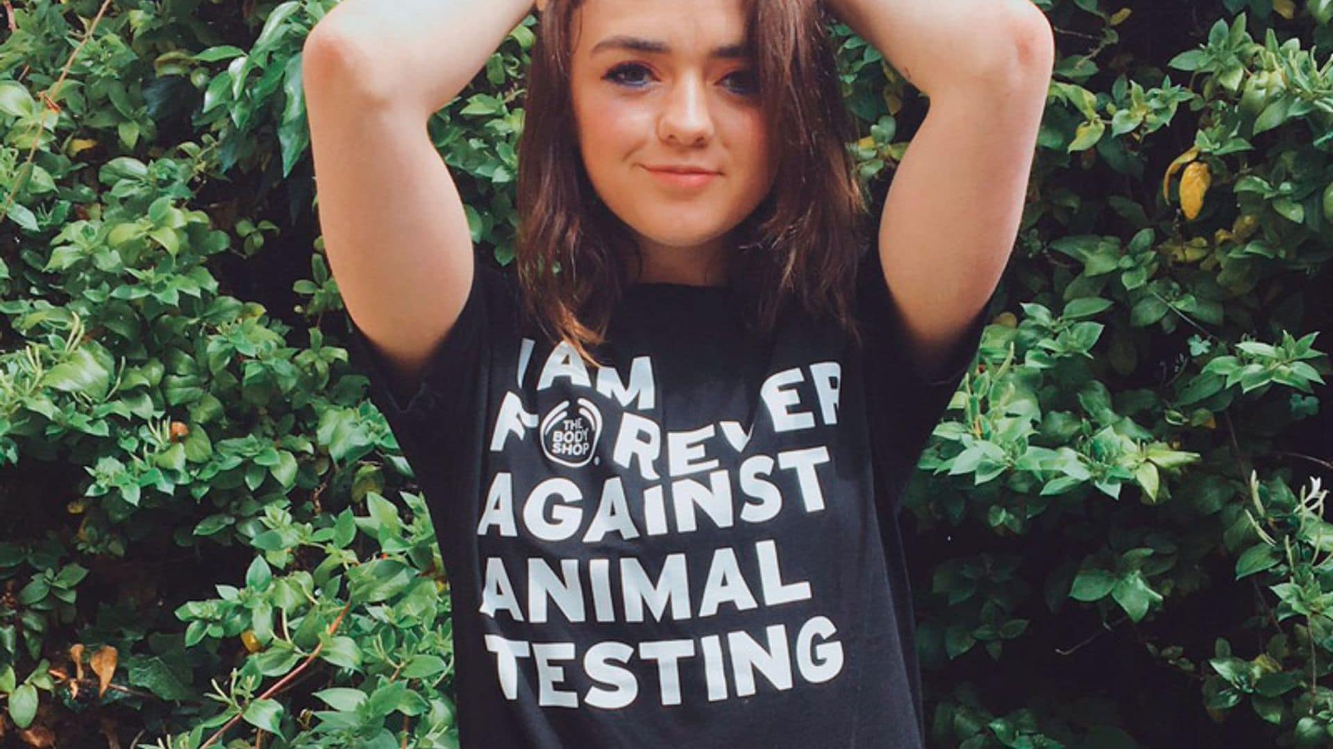 Las camisetas reivindicativas de Maisie Williams y otras 'celebs' que (seguro) querrías tener