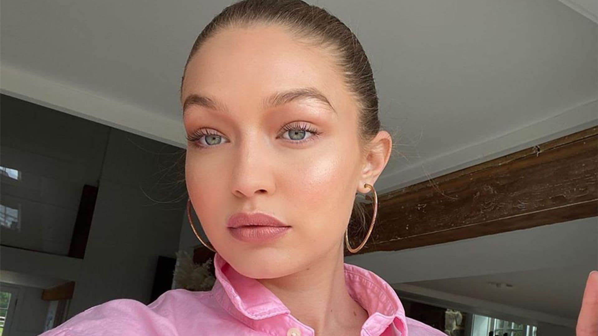 Gigi Hadid desvela el truco para disimular su embarazo y ¡lo podrás copiar!