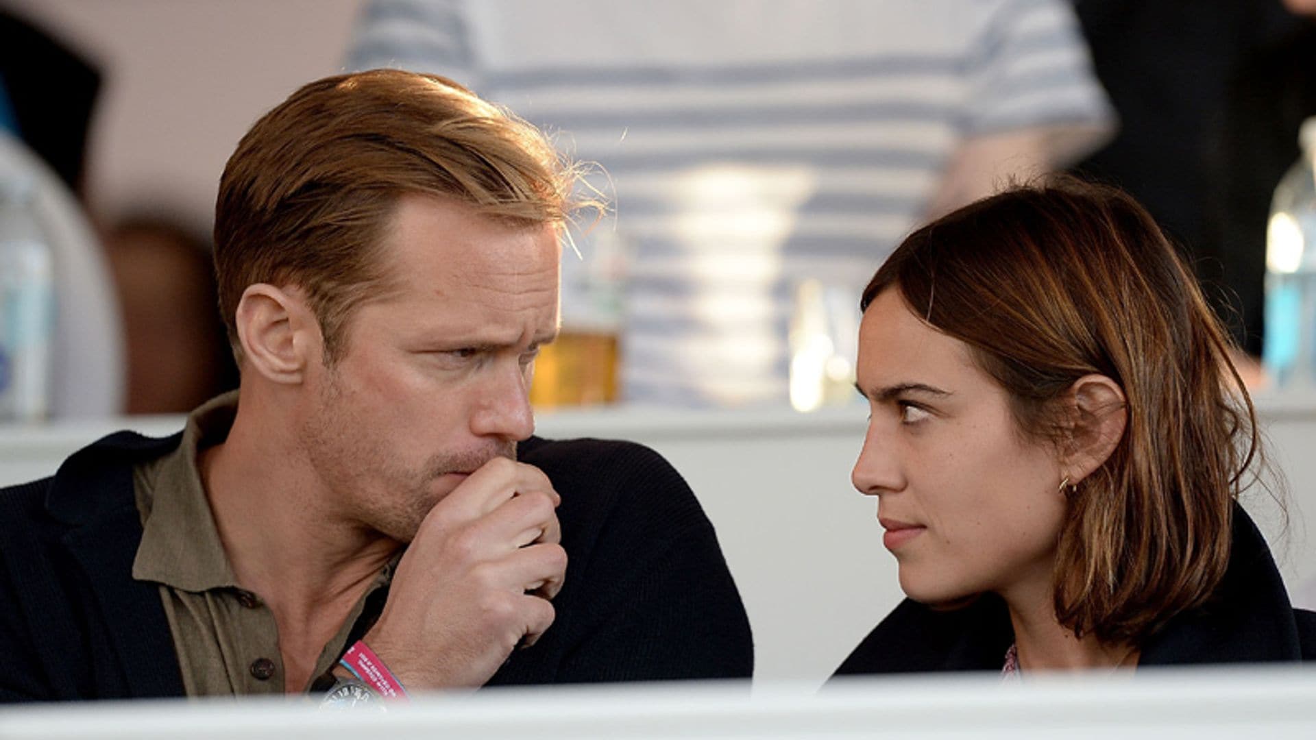 Alexa Chung habla por primera vez de su relación con el actor Alexander Skarsgard