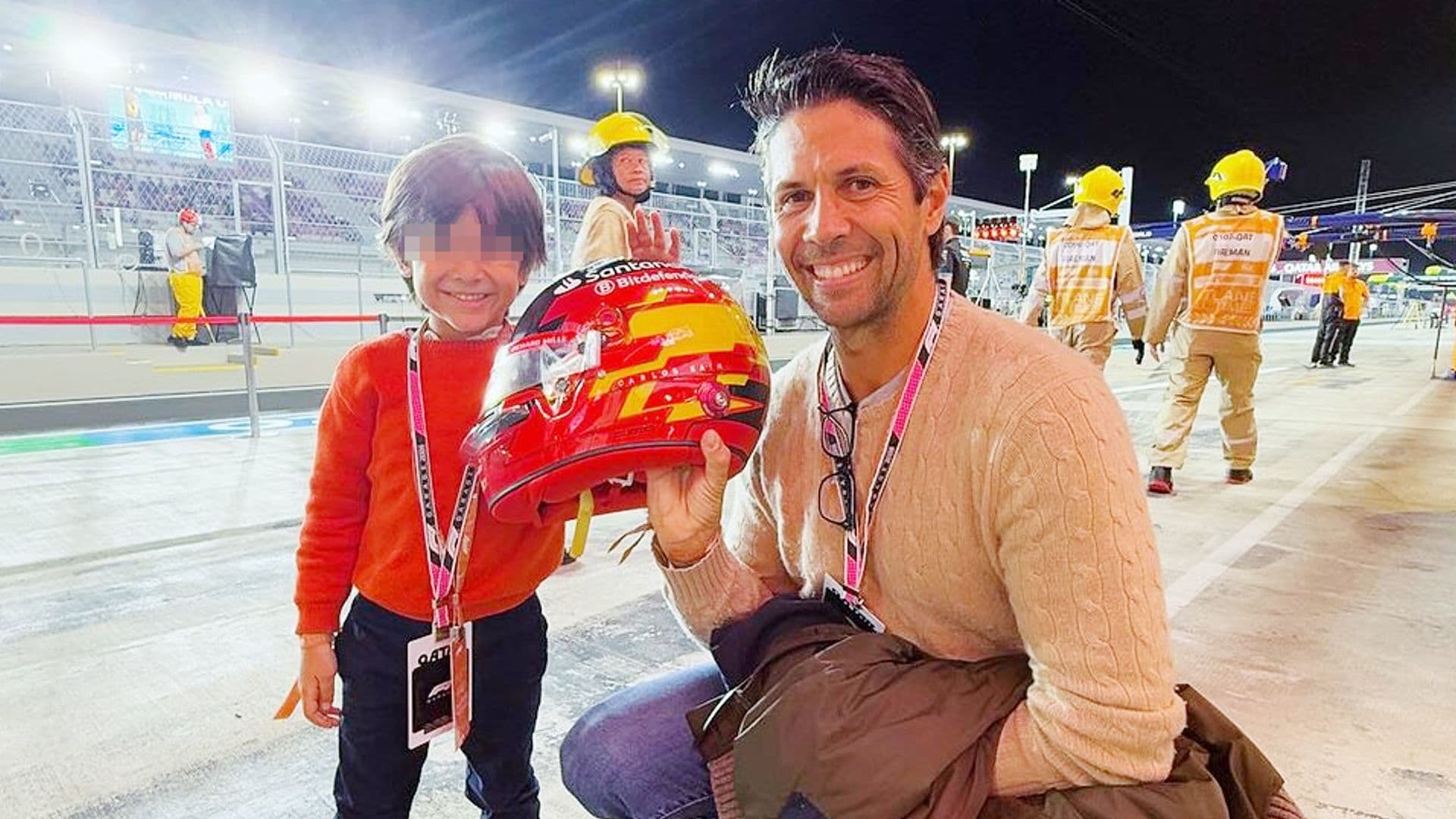 La cara de emoción del hijo de Fernando Verdasco al ver su primera carrera de Fórmula 1