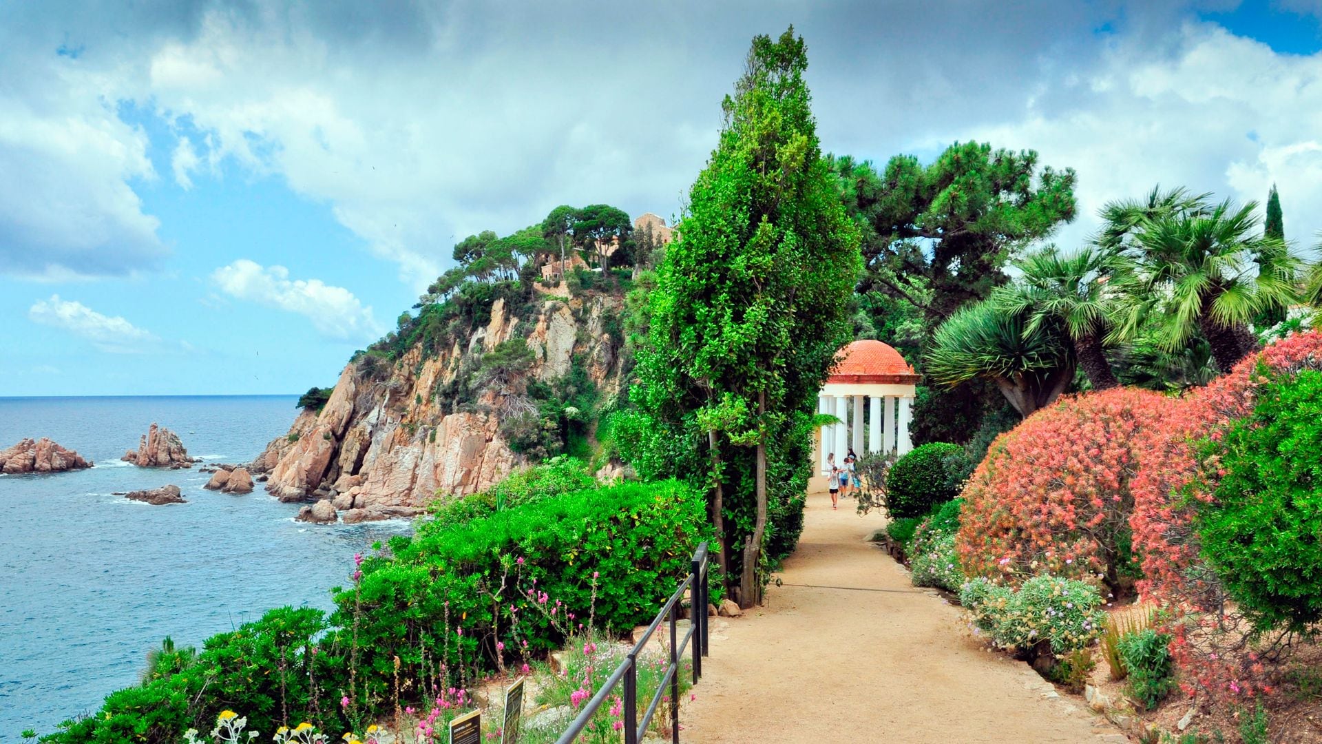 Jardín Botánico de Marimurtra en Blanes, Costa Brava, Girona