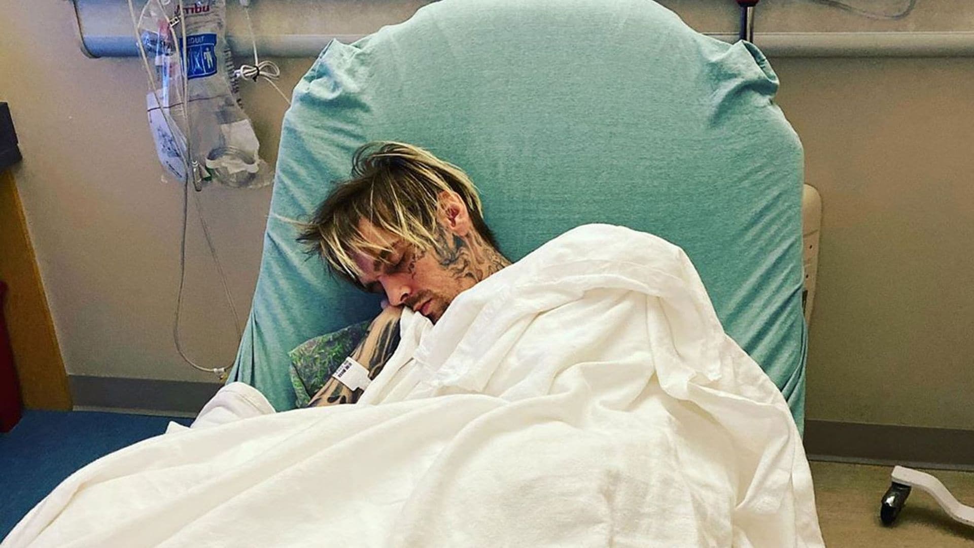 Aaron Carter es hospitalizado de urgencia en medio de una dramática disputa familiar