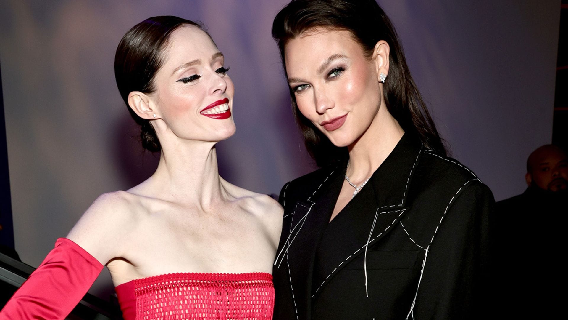 Los originales looks de Karlie Kloss y Coco Rocha, dos amigas 'top' en una noche especial