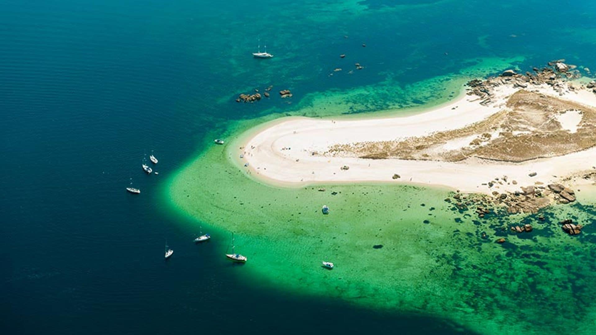 Cómo descubrir la isla de Arousa, un remanso de paz en las Rías Baixas