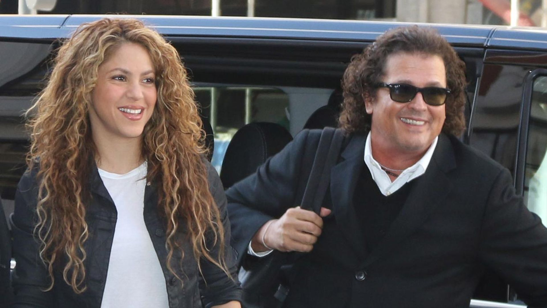 El juez desestima la demanda de plagio contra Shakira y Carlos Vives por 'La bicicleta'