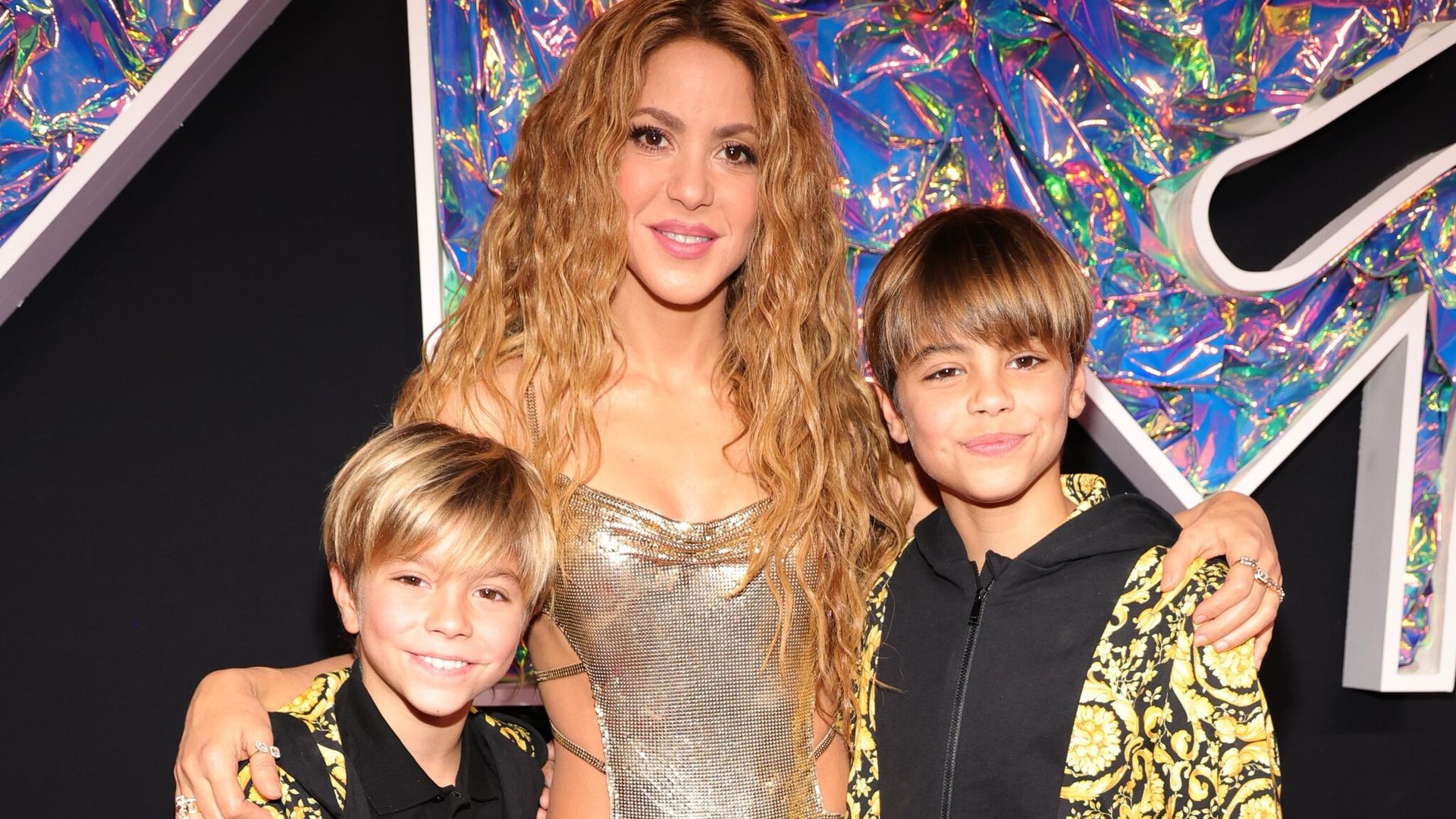 Shakira tiene en Milan y Sasha a los mejores acompañantes en los MTV VMAs 2023