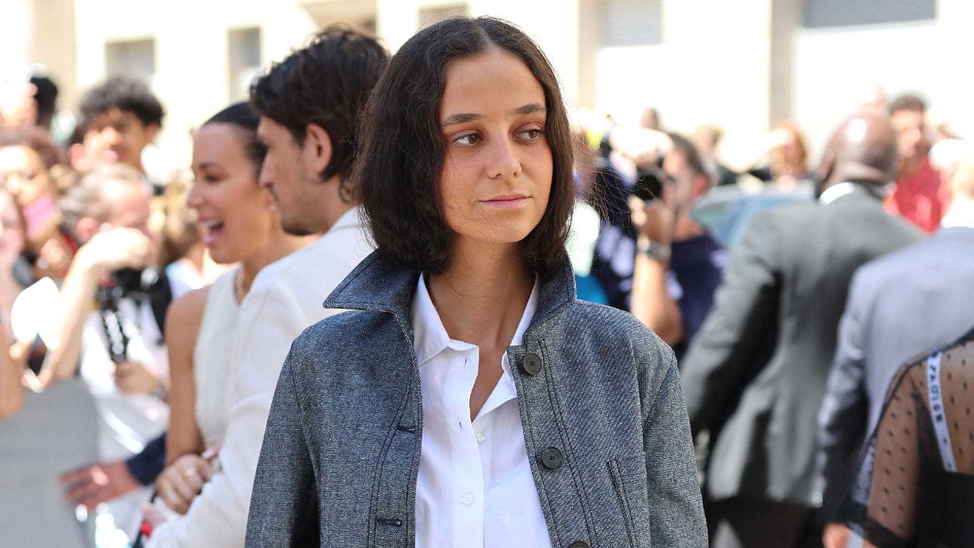 Traje de minifalda y 'mules': el look de Victoria de Marichalar en la Alta Costura de París