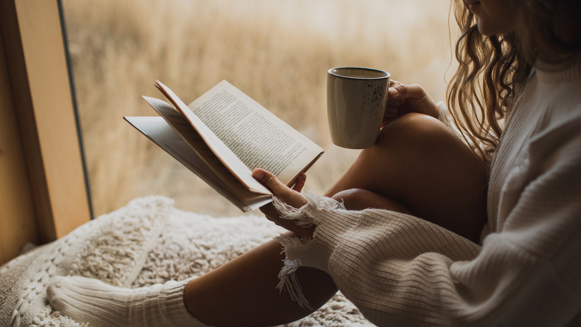 8 libros de Elísabet Benavent que deberías leer si te apetece una historia con el amor (romántico o no) como protagonista