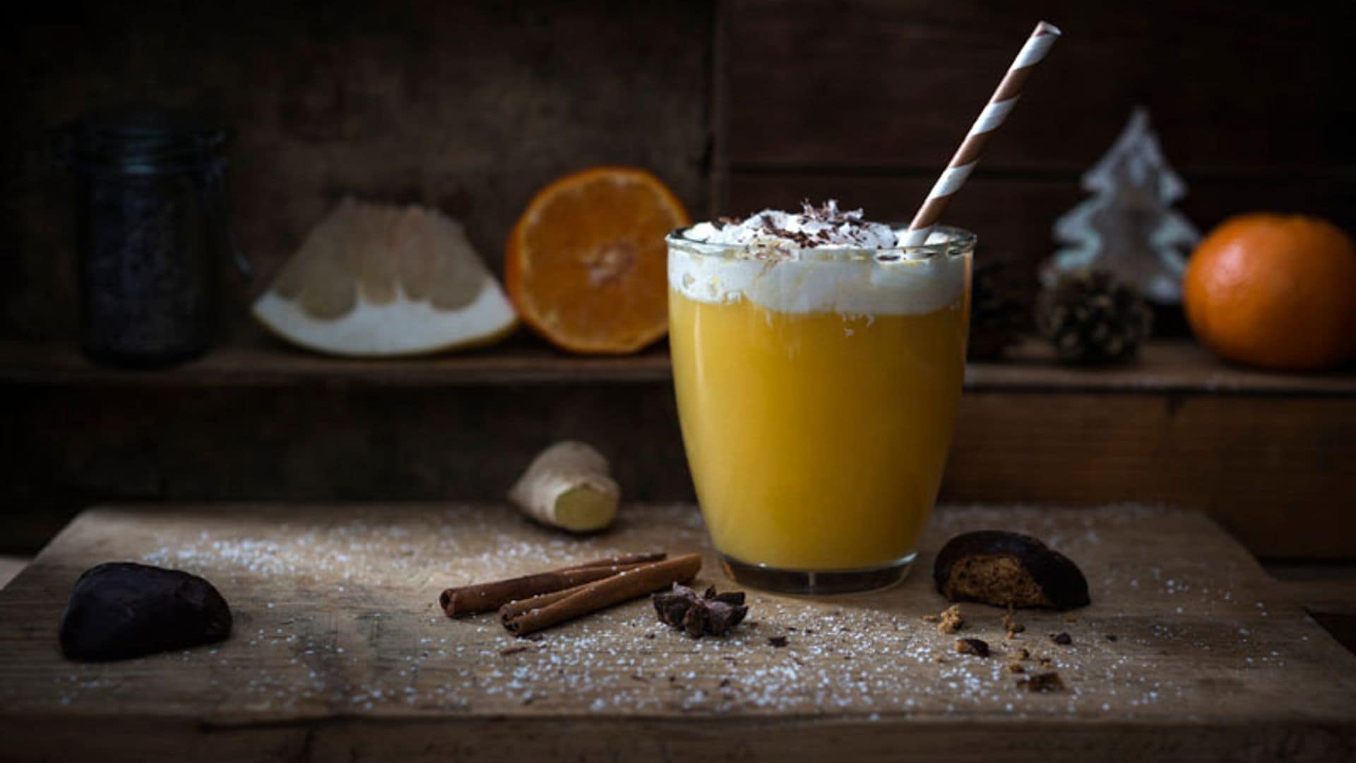 Ponche navideño de mandarina con jengibre y nata de soja