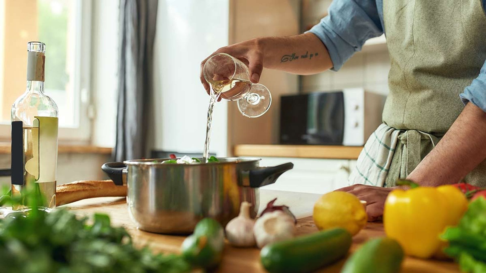 ¿Cuál es el mejor vino para cocinar? Consejos y recetas para utilizarlo en la cocina