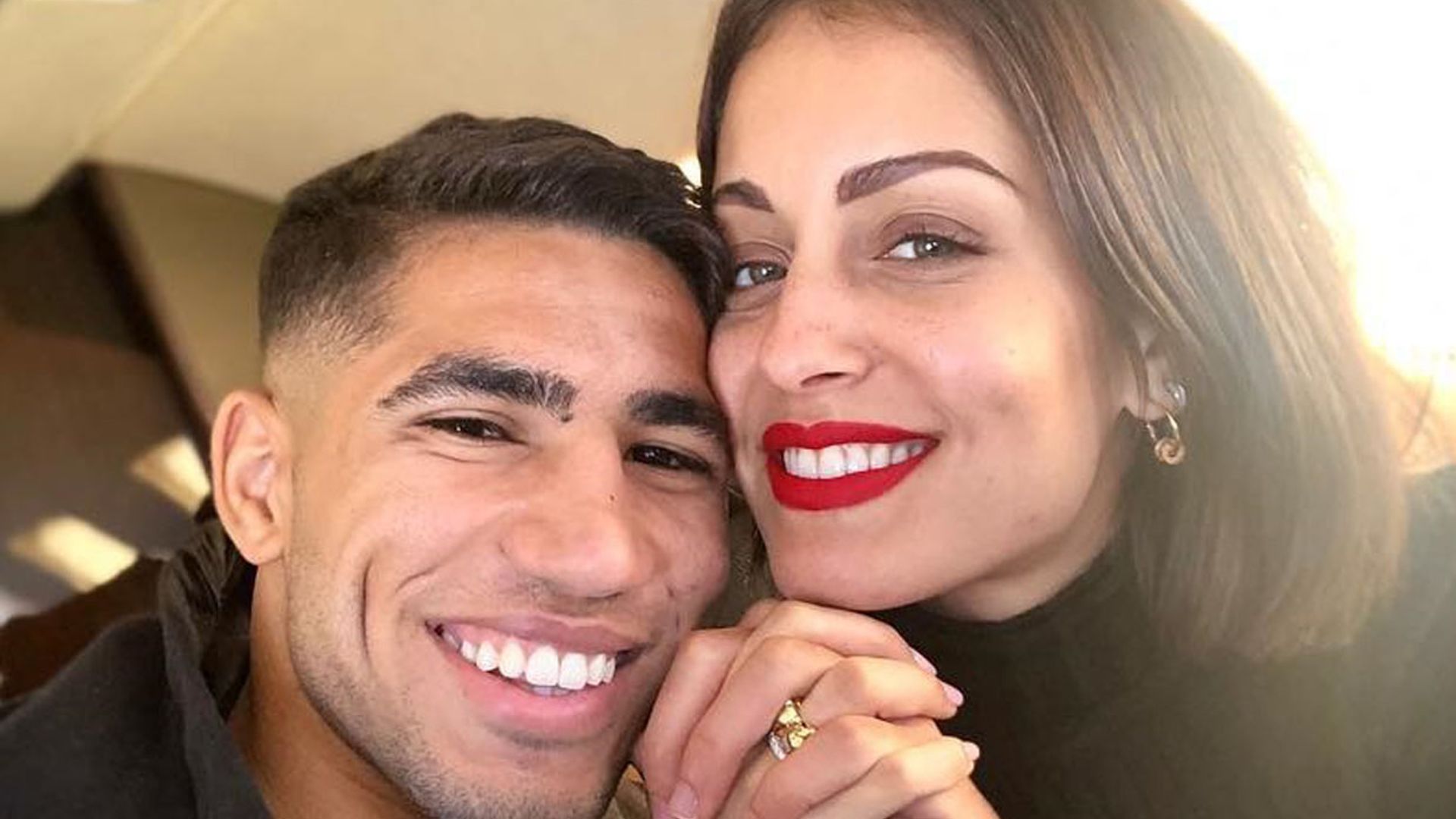 Hiba Abouk y Achraf Hakimi: una historia de amor tan veloz como intensa