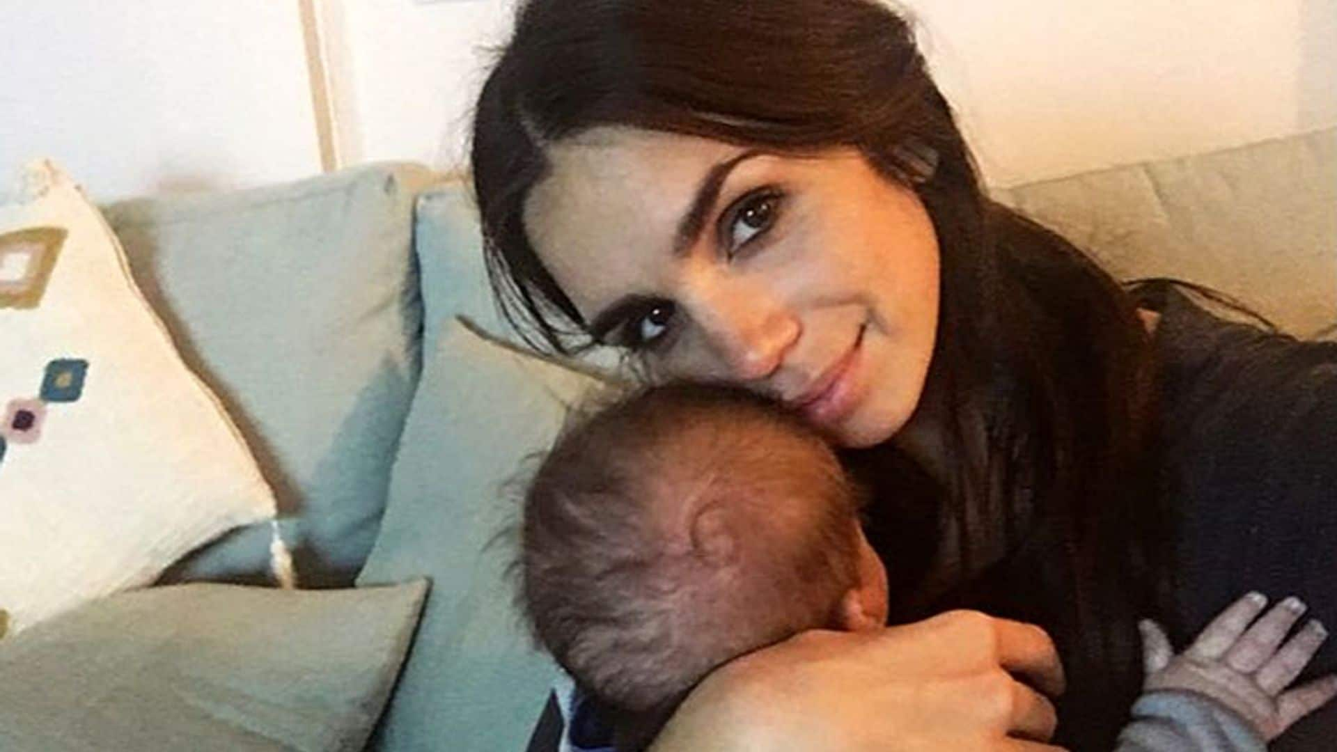 ¡Cómo crece! La tierna felicitación de Elena Furiase a su hijo Noah por su 'cumplemés'