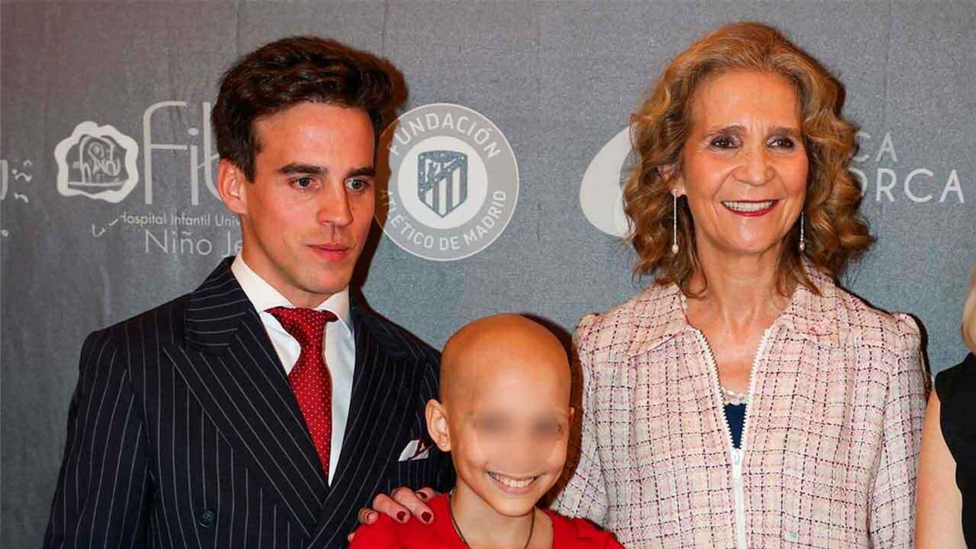 La infanta Elena coincide con el ex de su hija, Gonzalo Caballero, por una buena causa