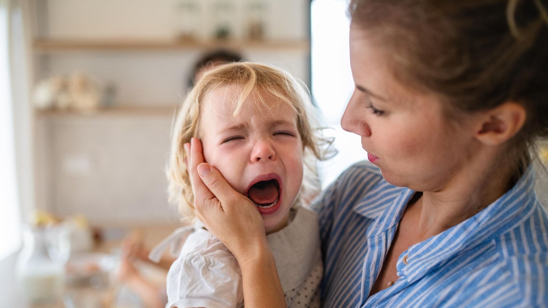 5 errores que cometemos cuando nuestros hijos tienen una rabieta