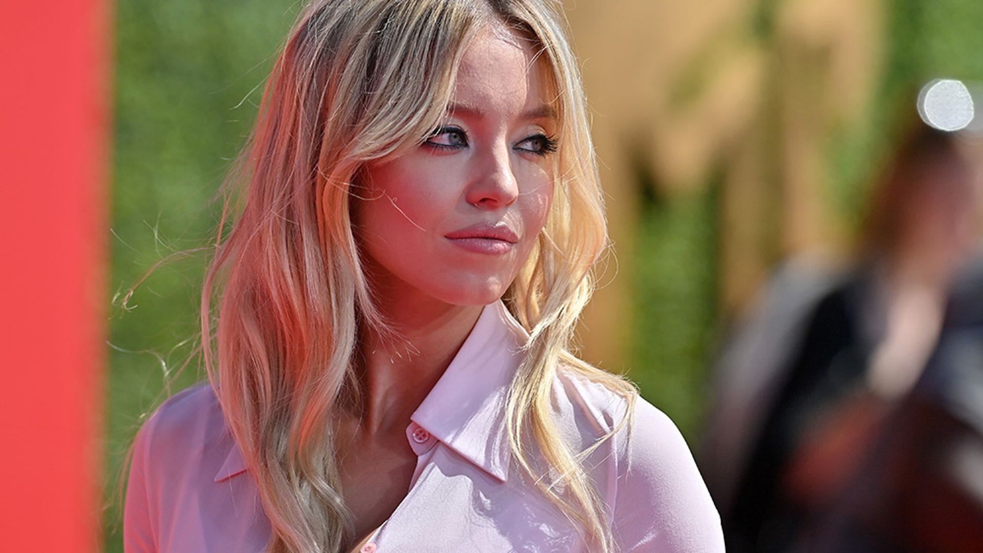 Sydney Sweeney recupera la prenda de los 2000 que jamás pensamos que volvería