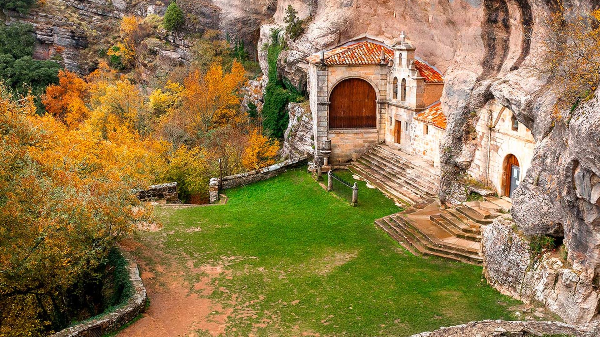 Nueve lugares espectaculares de Castilla y León que tal vez no conozcas