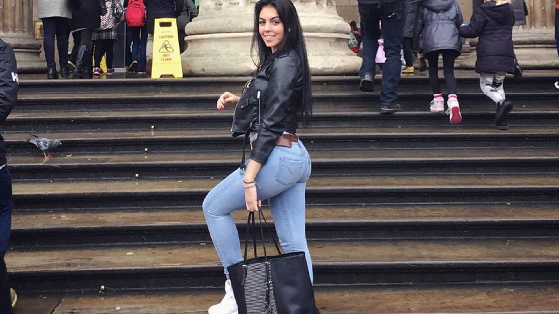 Georgina Rodríguez y el básico que más se repite en su vestidor