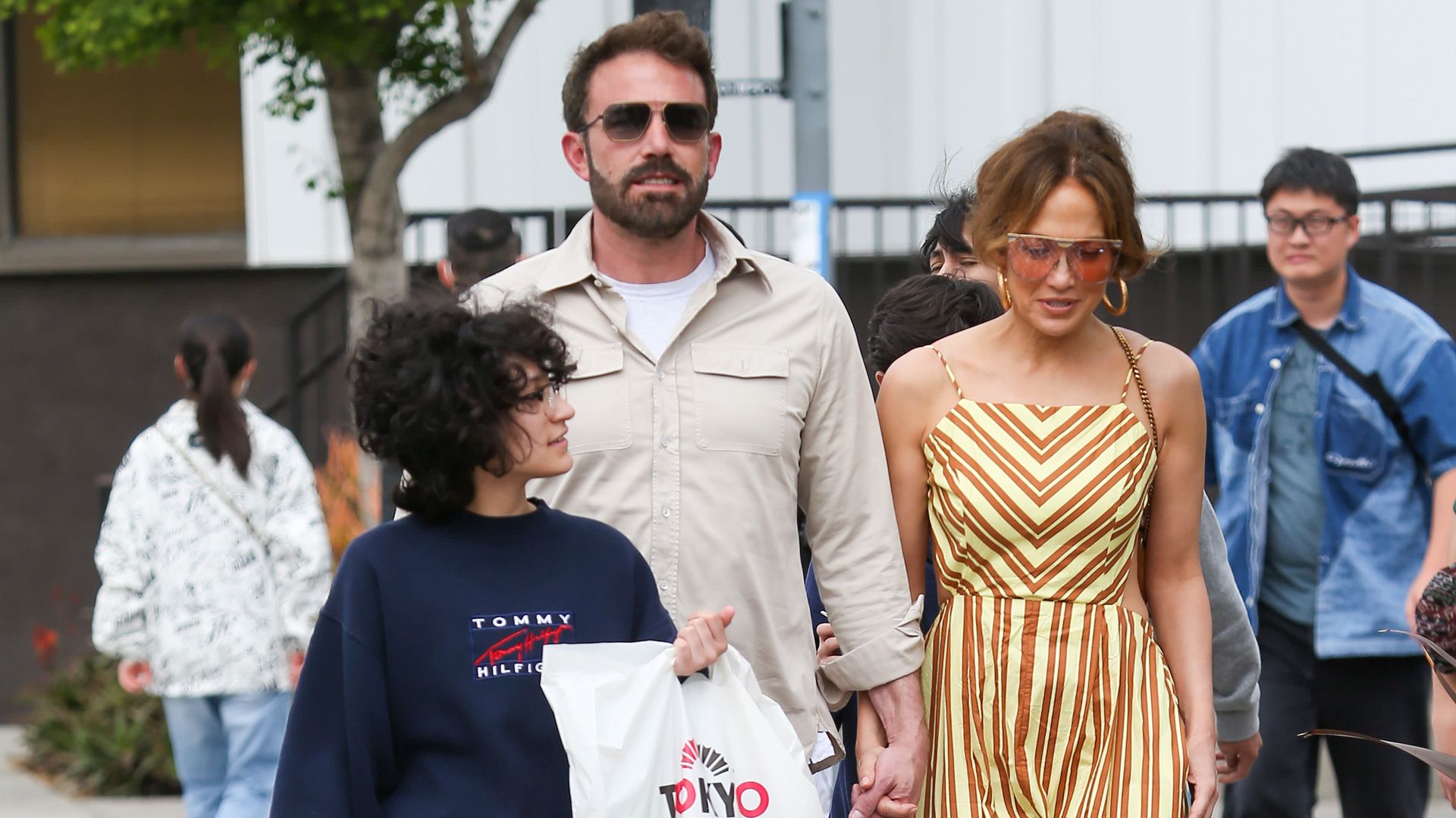 El encuentro de Jennifer Lopez con Ben Affleck y Jennifer Garner en la obra de teatro escolar de sus respectivos hijos