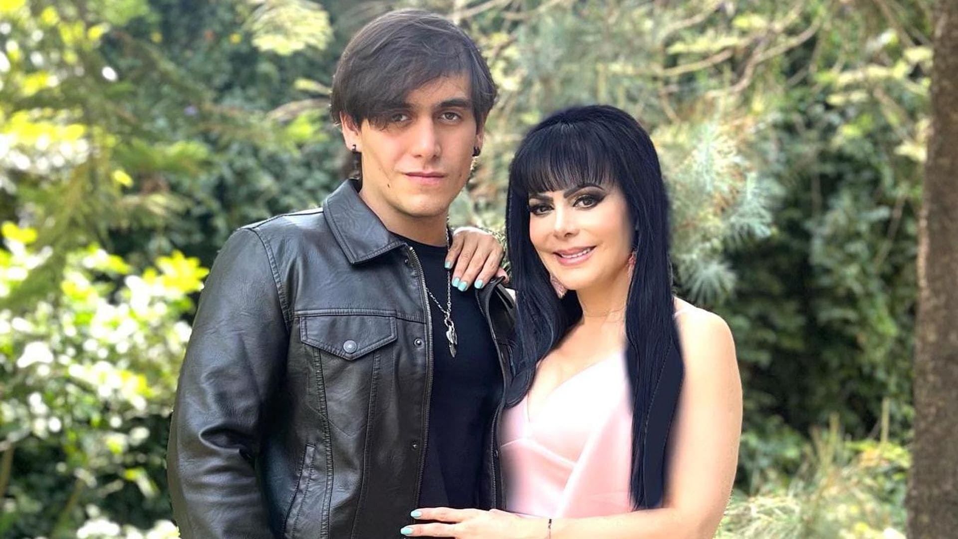 Maribel Guardia confiesa que ‘intenta sobrevivir’ a un mes de la partida de su hijo