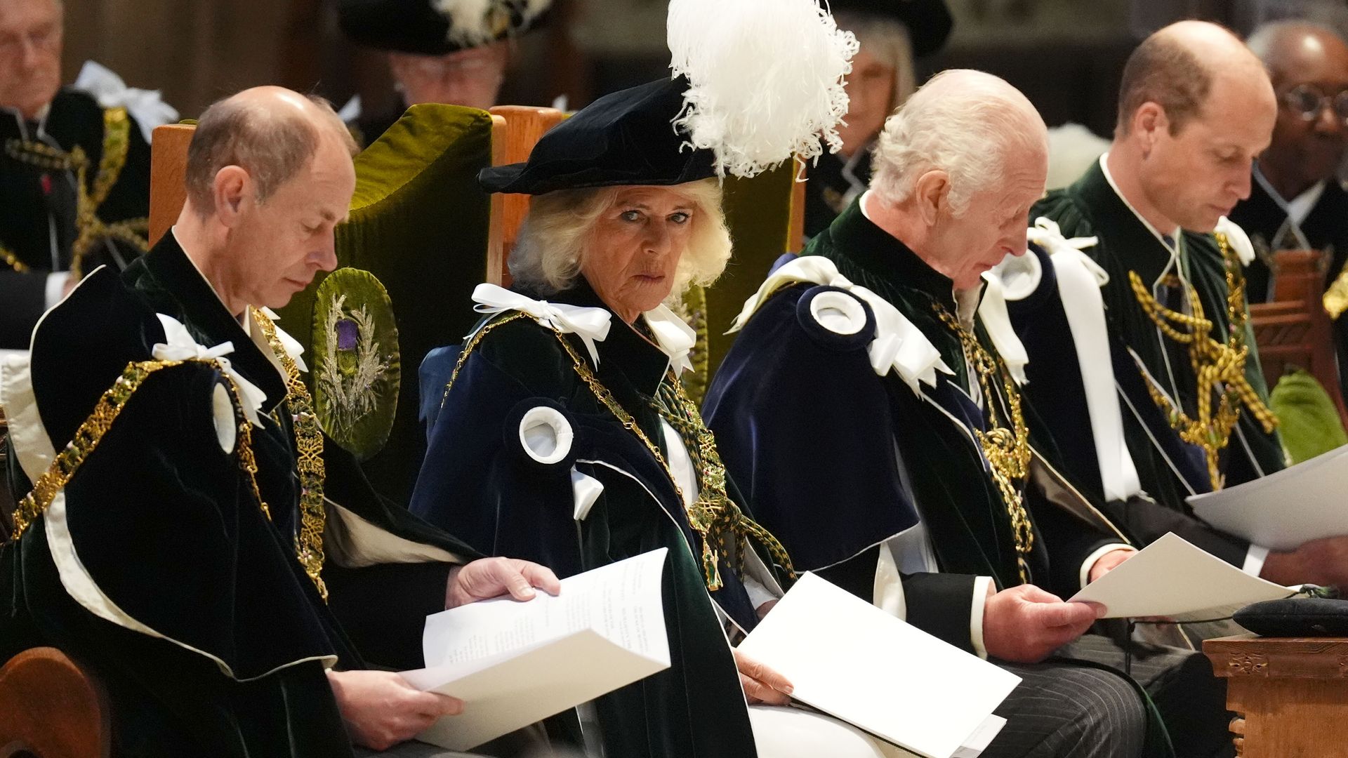 Los contratiempos no frenan el destacado lugar que Carlos III quiere para la reina Camilla