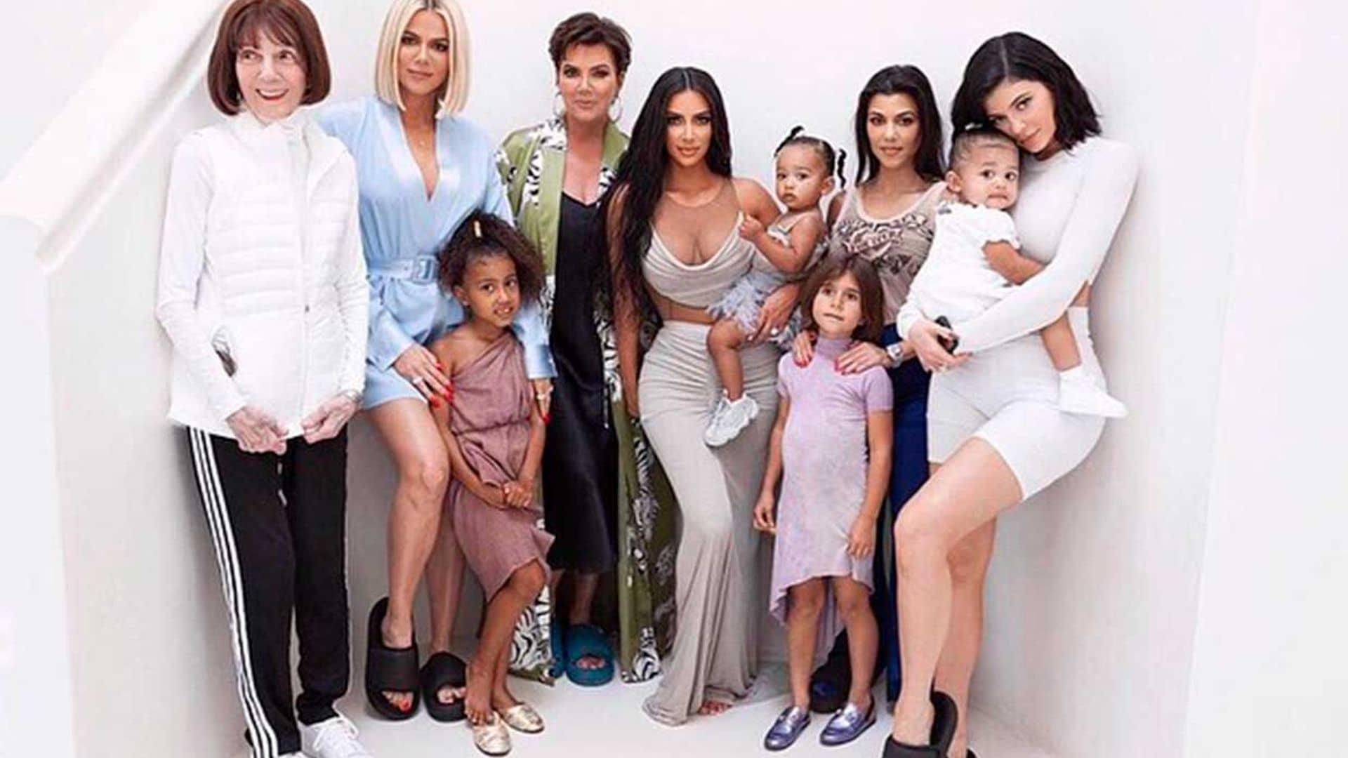 Kim Kardashian celebra la llegada de su cuarto hijo con imágenes de su espectacular 'baby shower'