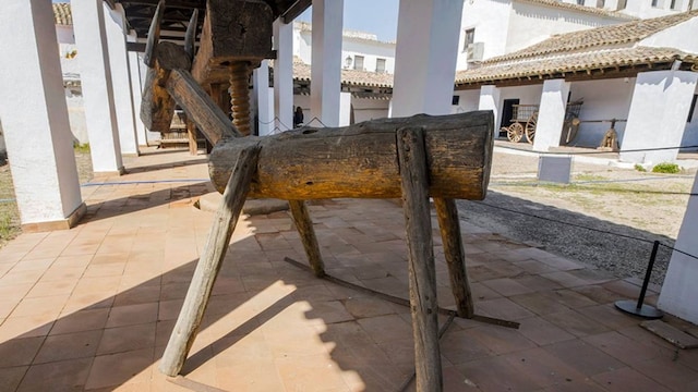 museo casa de dulcinea del toboso cobertizo y potro de juegos