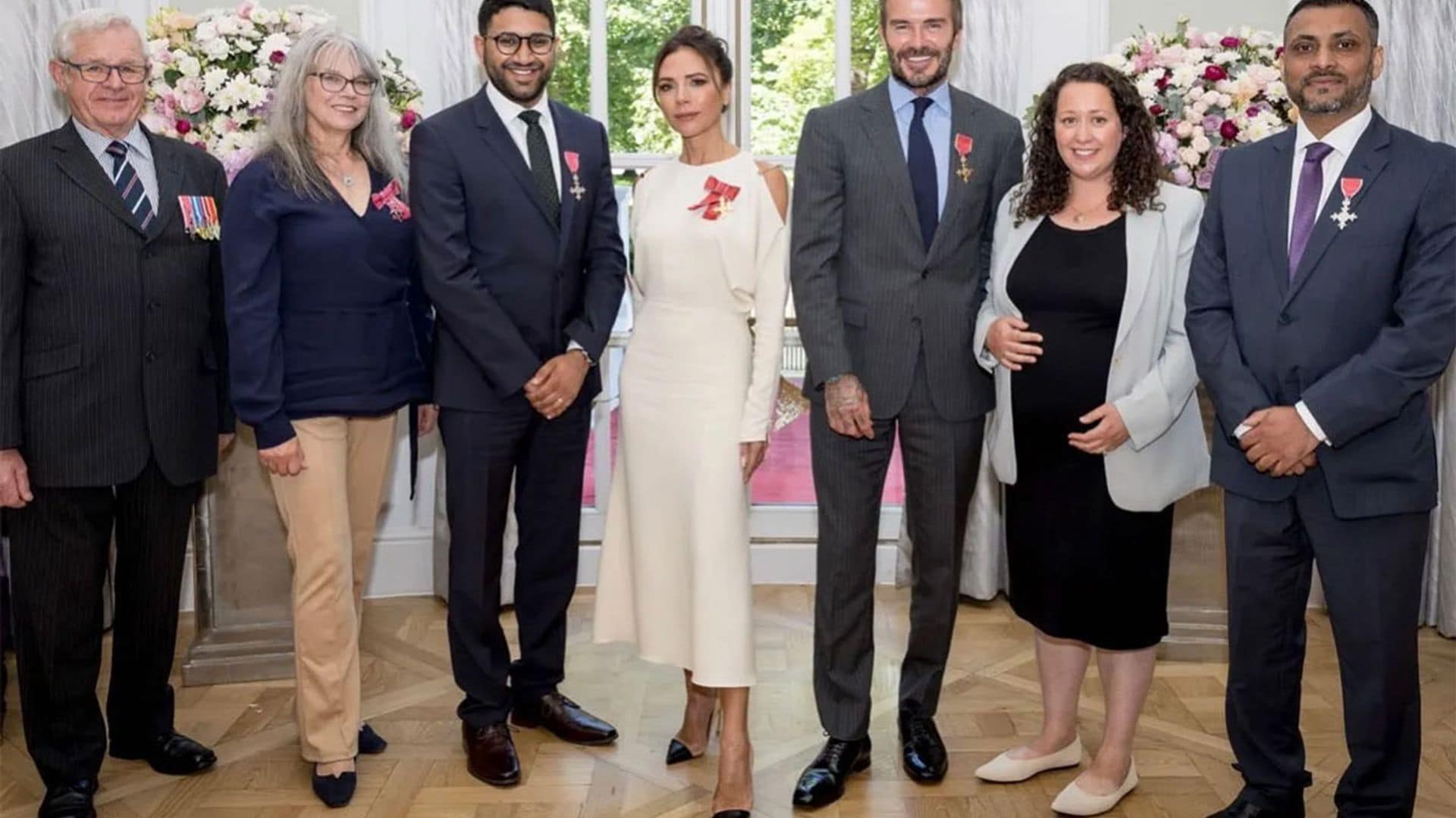 Un vestido de 1.000 euros, consejos de moda y una polémica: los Beckham celebran el Jubileo