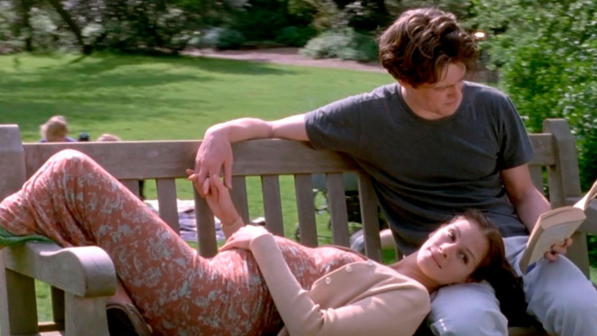 ¿Harry y Meghan o Hugh Grant y Julia Roberts? La escena de 'Notting Hill' idéntica a su anuncio de embarazo