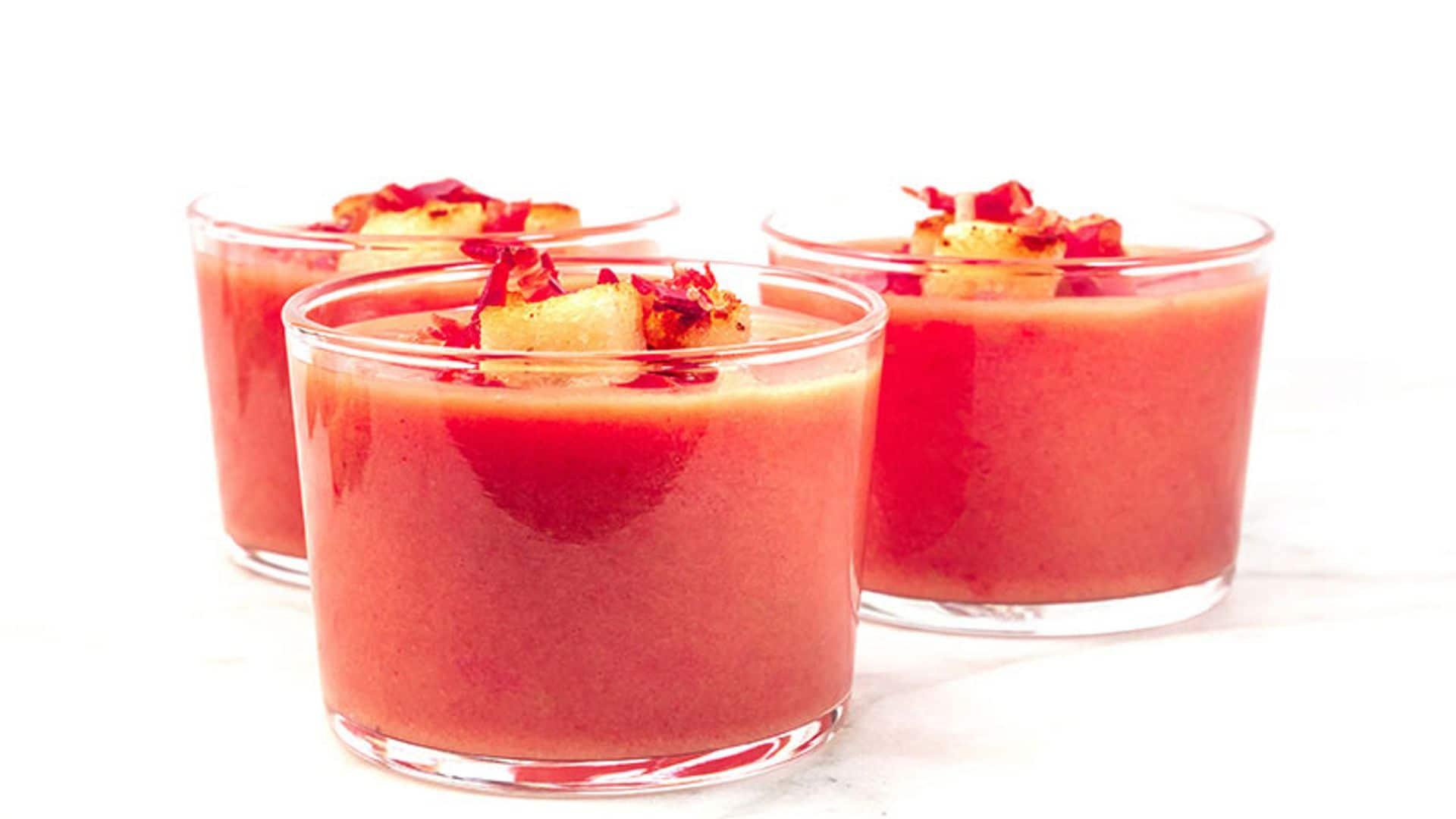 Salmorejo de frutas rojas