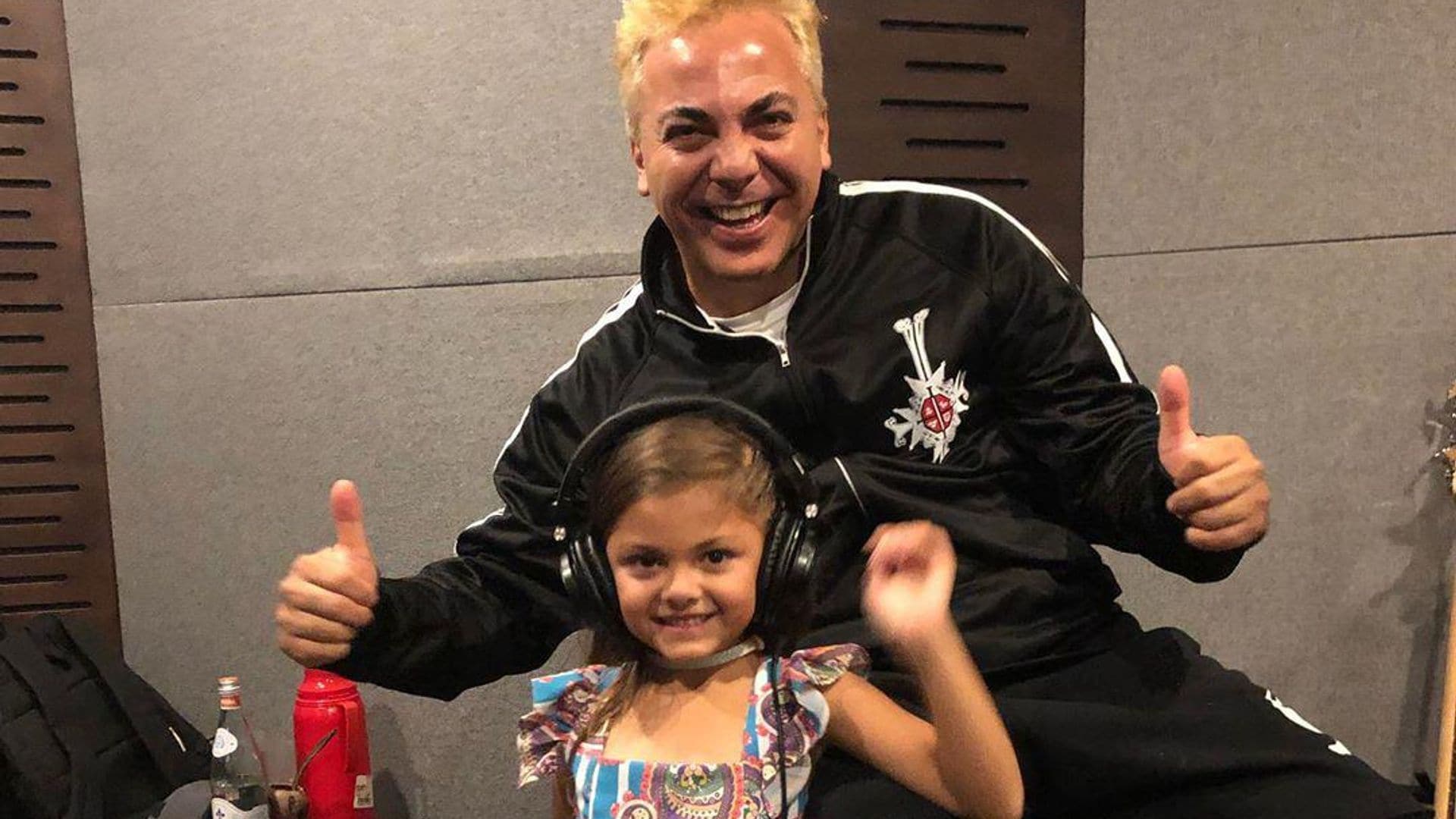 Cristian Castro recibe el regalo más tierno: la primera composición de su hija Rafaela