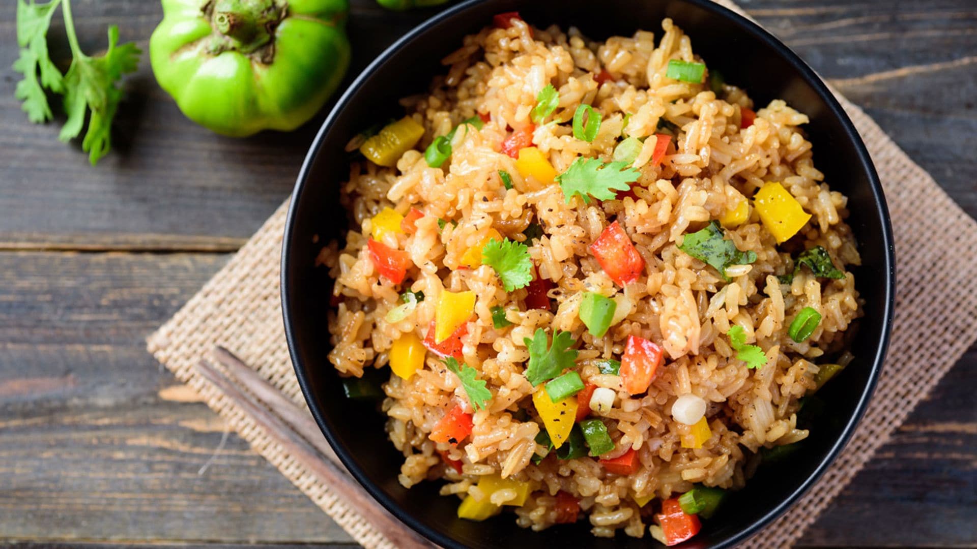 Arroz salteado con verduras