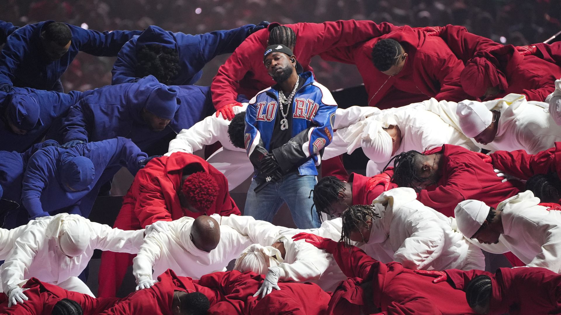 Kendrick Lamar brilla con su espectacular show de medio tiempo en el Super Bowl LIX