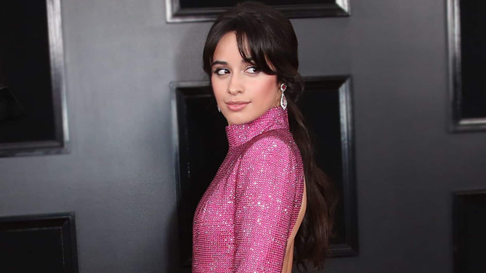 El curioso motivo por el que la 'barriga' de Camila Cabello en los Grammy se ha vuelto viral