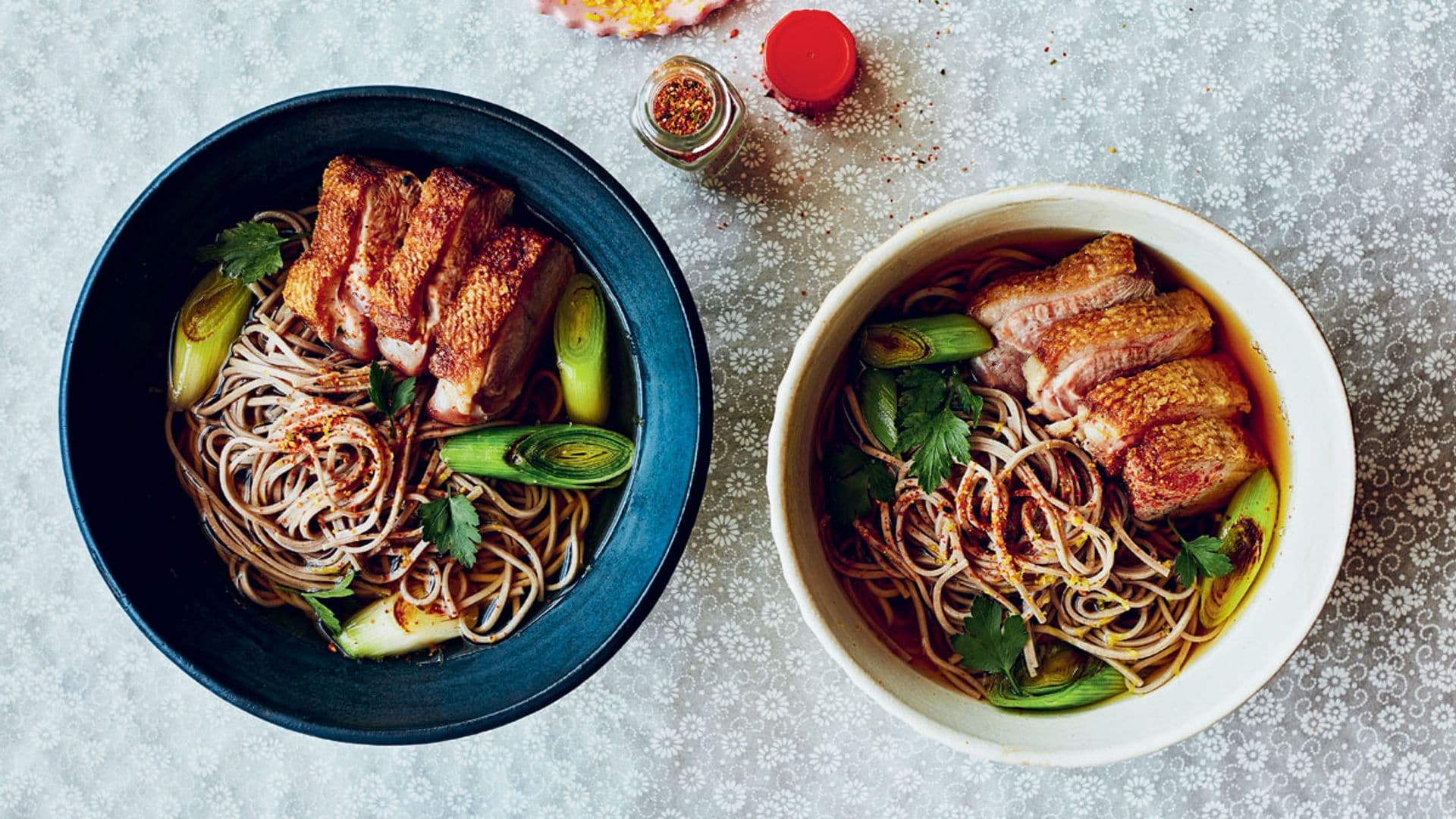 Soba con pato y puerros tiernos ('Kamo nanban soba')