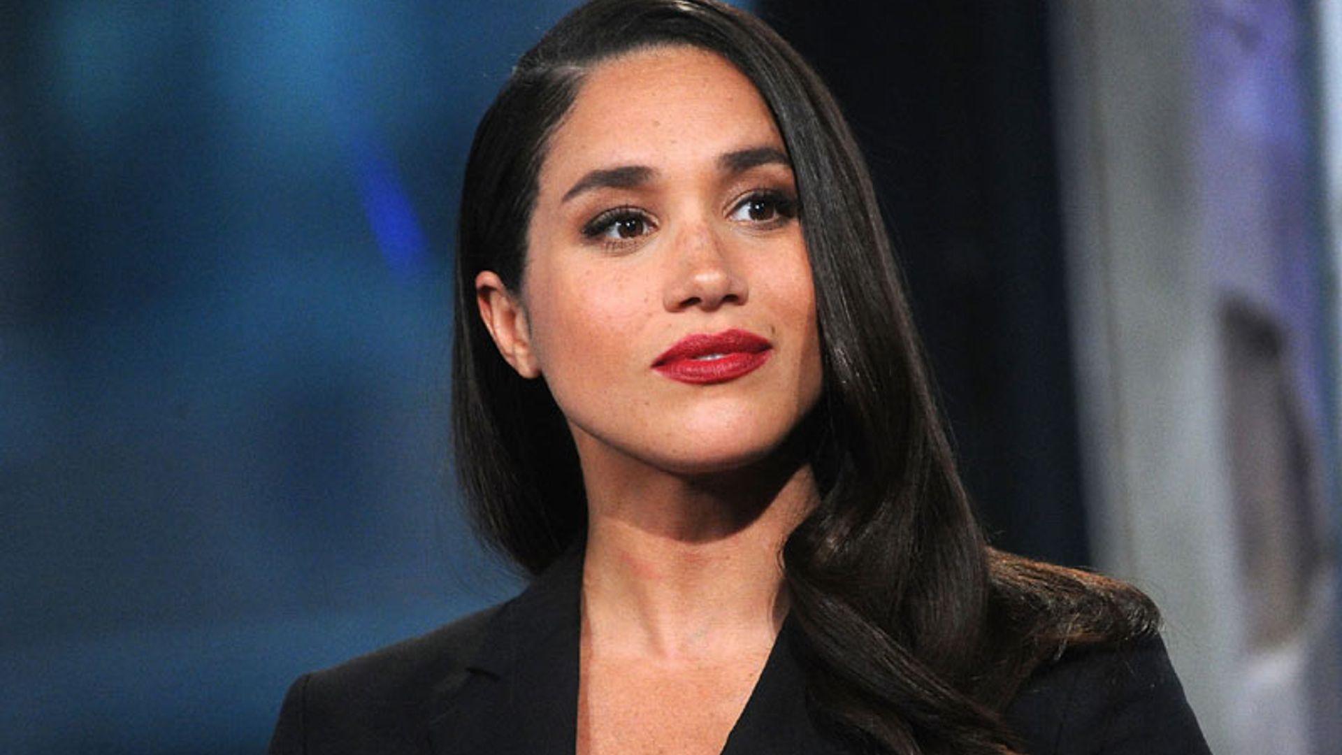 Un 'blush' de culto y todos los cosméticos favoritos de Meghan Markle