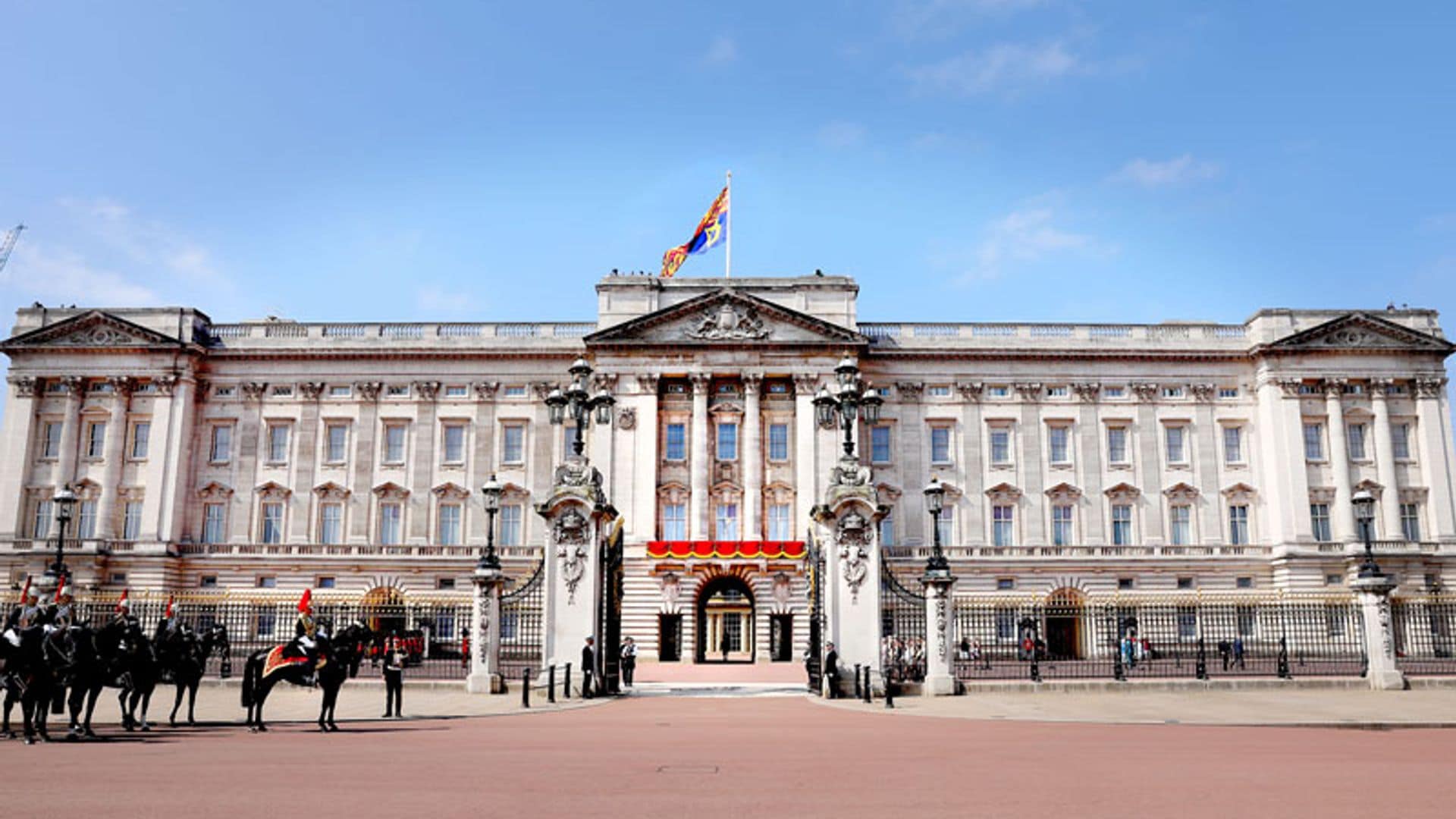 Descubre las estancias nunca vistas del Palacio de Buckingham