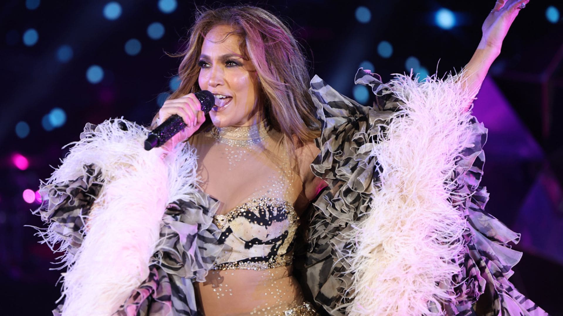El secreto que escondía Jennifer Lopez bajo el look personalizado que ha estrenado en Capri