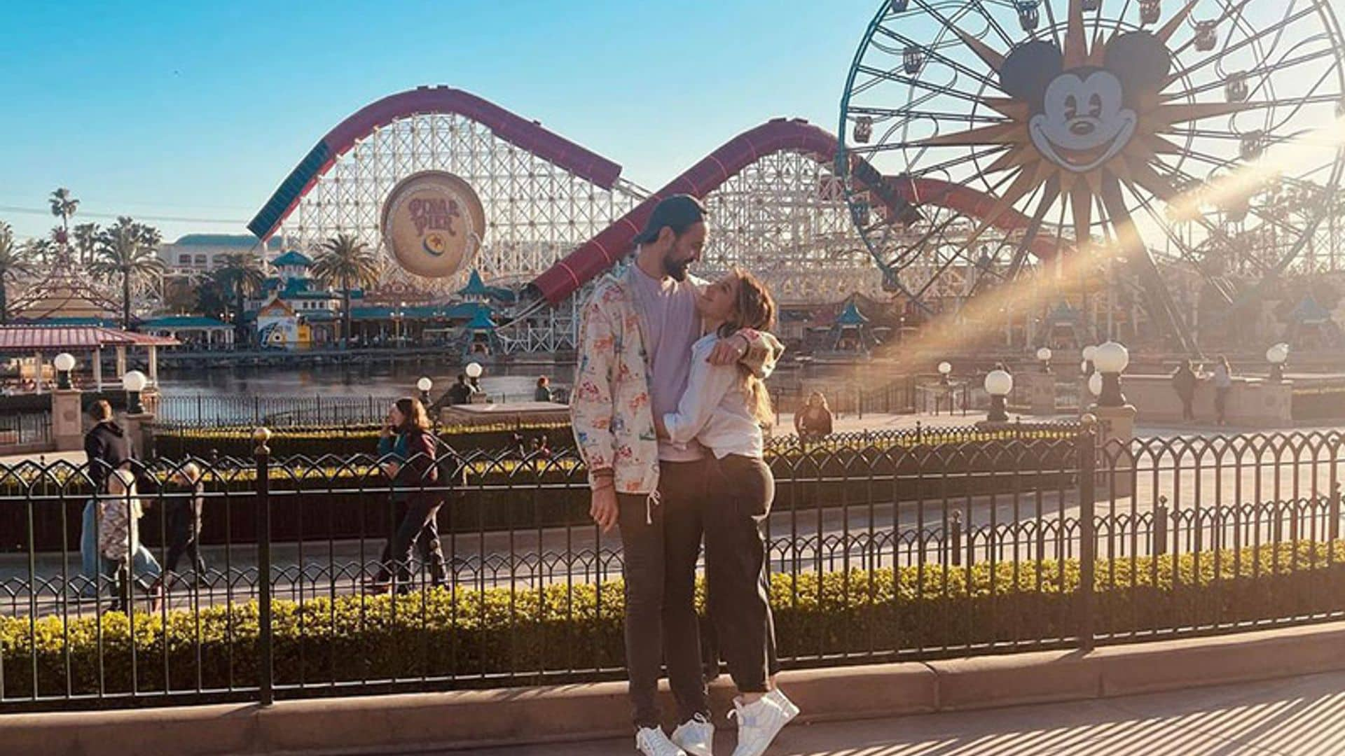 Después de su cena con Angélica Rivera, Sofía Castro y su novio disfrutan de un romántico festejo