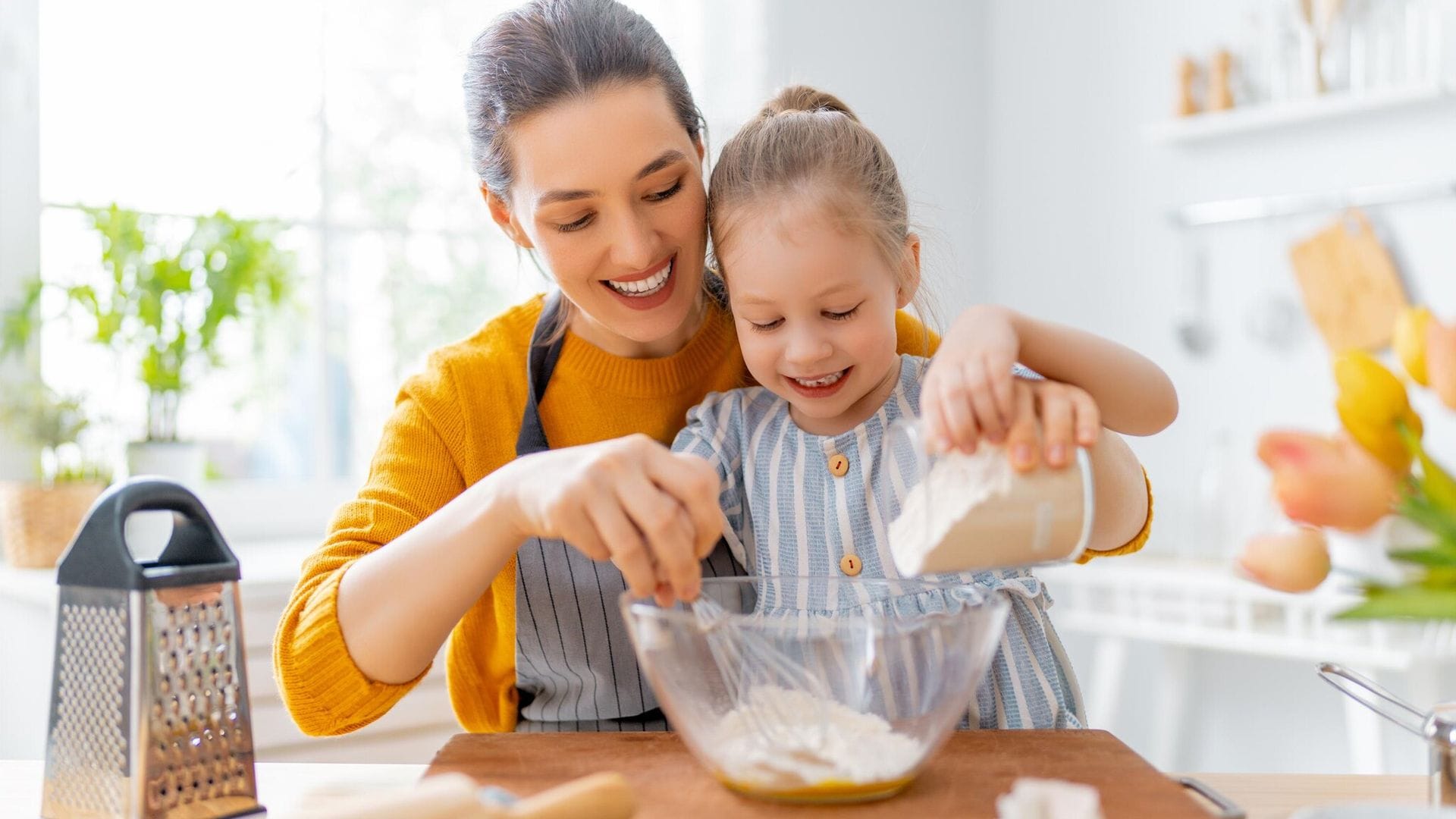 ¿Quieres que comer en familia sea un momento feliz? Una experta te explica los trucos
