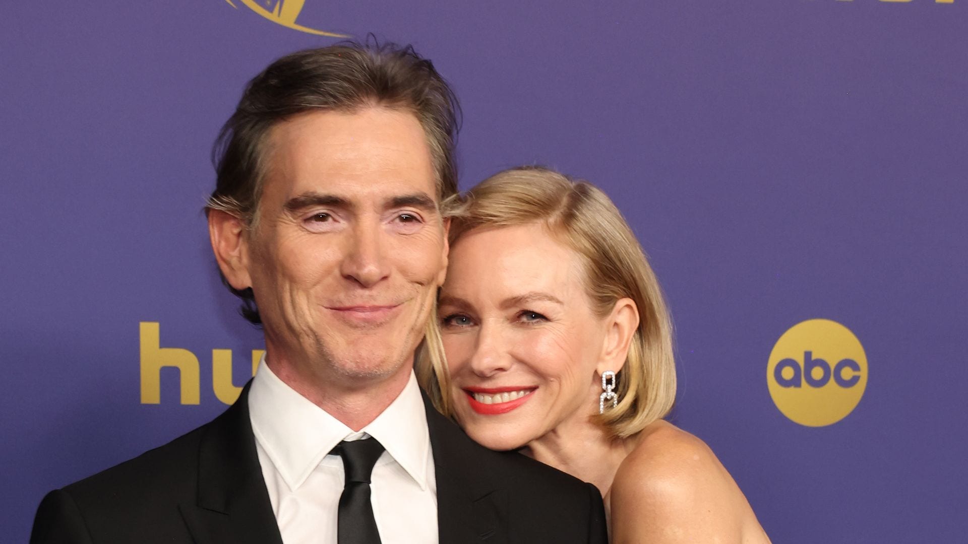 De Naomi Watts y Billy Crudup a Jodie Foster y Alexandra Hedinson: todas las parejas que han deslumbrado en los Emmy