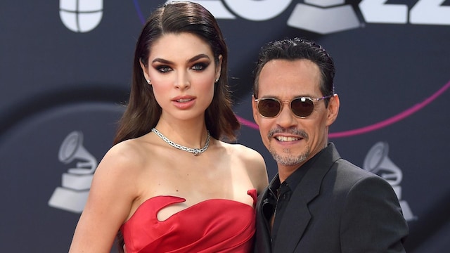 marc anthony y nadia ferreira en los latin grammy 2022