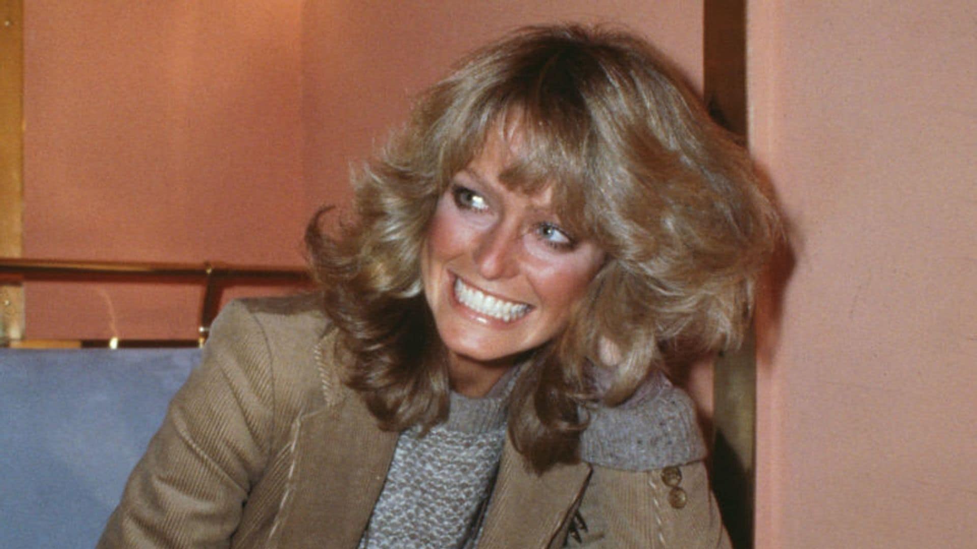 HOLA Farra Fawcett