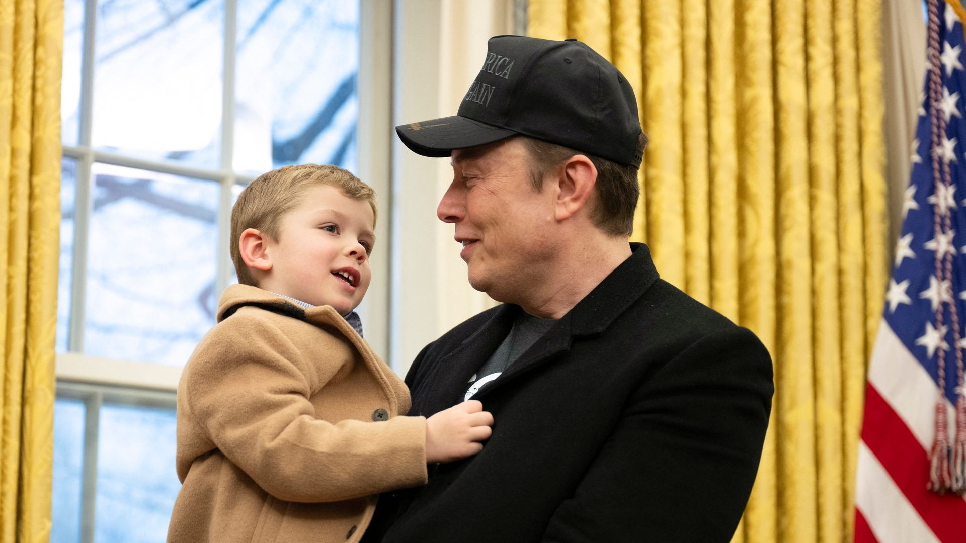 El hijo de Elon Musk se convierte en el protagonista de la reunión de su papá con Donald Trump